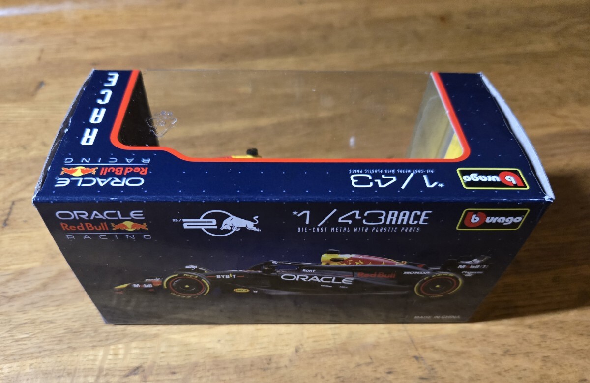  BBurago 1/43 Red Bull RB20feru старт  авторучка 