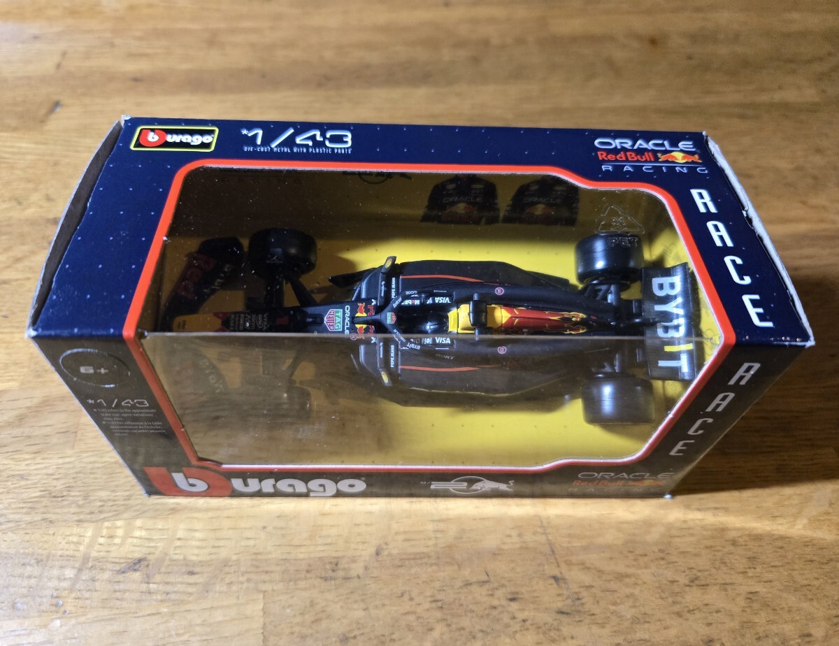  BBurago 1/43 Red Bull RB20feru старт  авторучка 