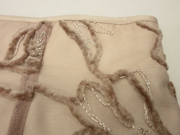 24年 アプワイザーリッシェ ★ 定価¥25300(税込)★モール刺繍 フレア スカート サイズ1★Apweiser-Riche_画像2