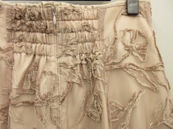 24年 アプワイザーリッシェ ★ 定価¥25300(税込)★モール刺繍 フレア スカート サイズ1★Apweiser-Riche_画像5