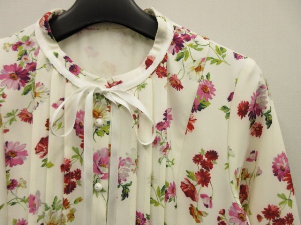 クイーンズコートQUEENS COURT★定価¥20900(税込) ガーベラプリントミニワンピース◆サイズ2◆未使用_画像2