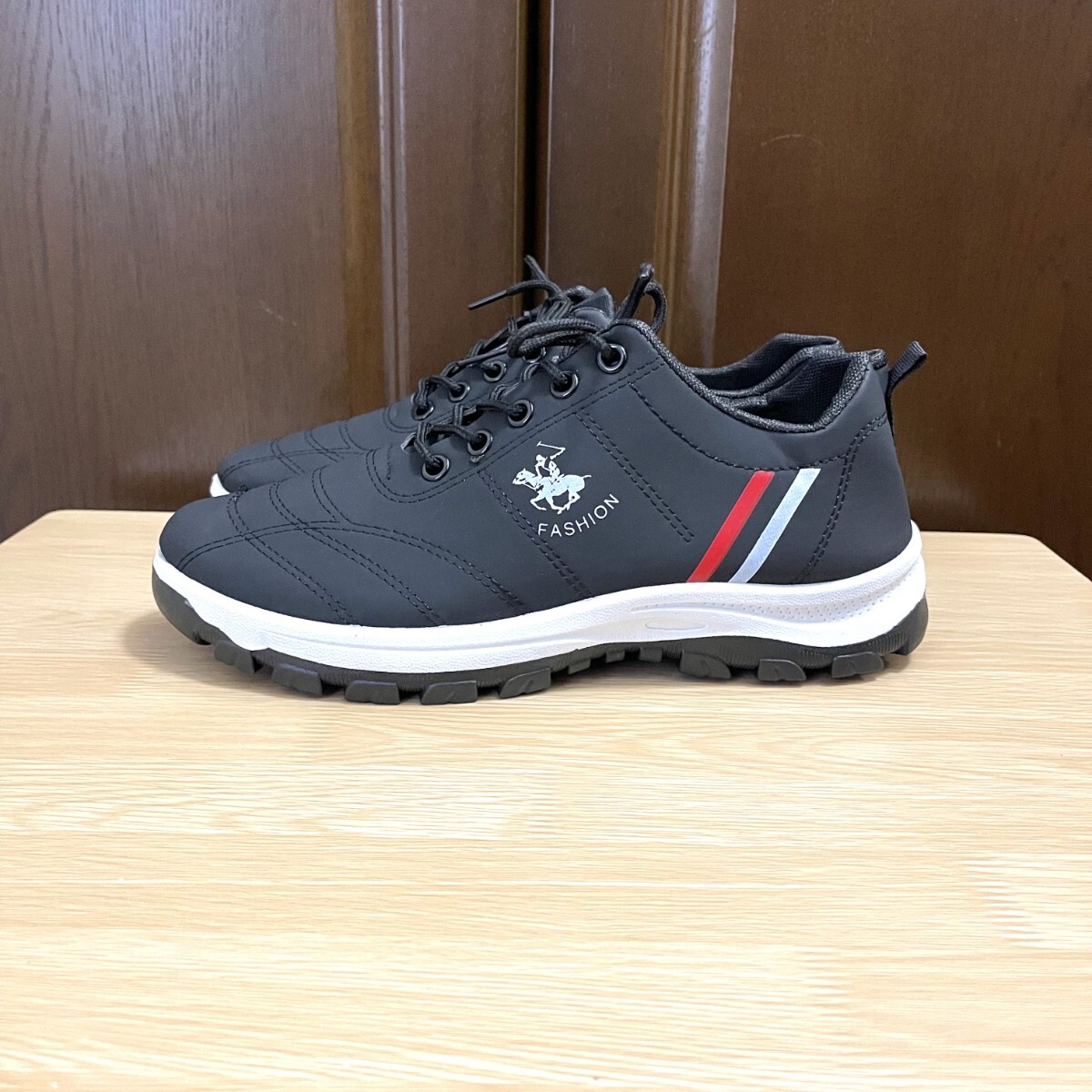 スニーカー メンズ 防水シューズ カジュアル 合革 通勤 通学 作業靴 ブラック 26.5_画像8