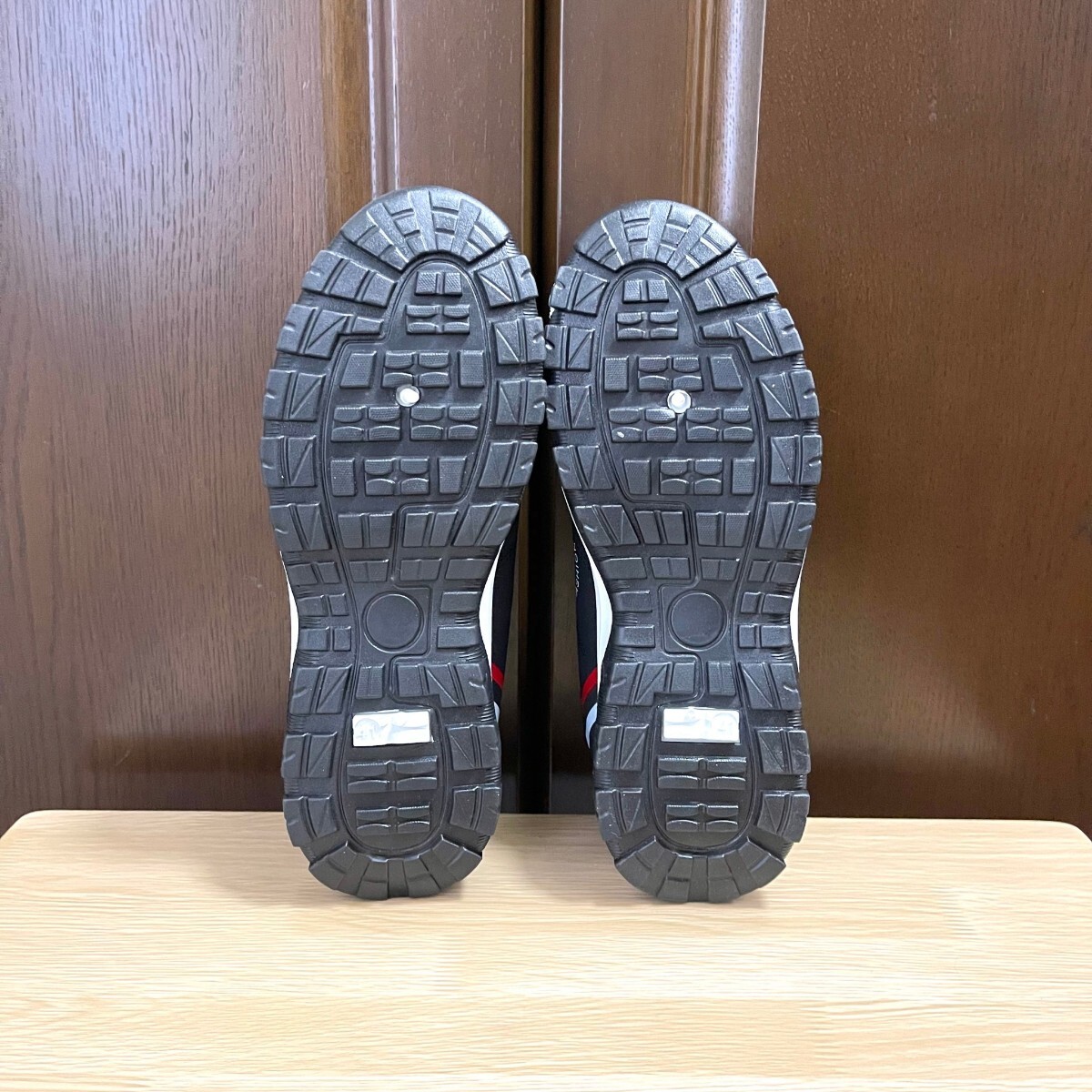 スニーカー メンズ 防水シューズ カジュアル 合革 通勤 通学 作業靴 ブラック 26.5_画像10