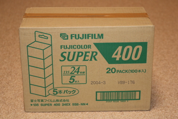 期限切れ フィルム 100本 24枚撮 FUJIFILM 富士フイルム FUJICOLOR SUPER 400 ジャンク 135 24枚撮り_画像2