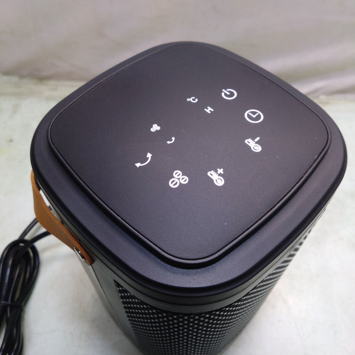 コンパクト ファンヒーター 卓上ヒーター 足元ヒーター XY-618 首振り タッチセンサー ミニヒーター 暖房器具_画像6