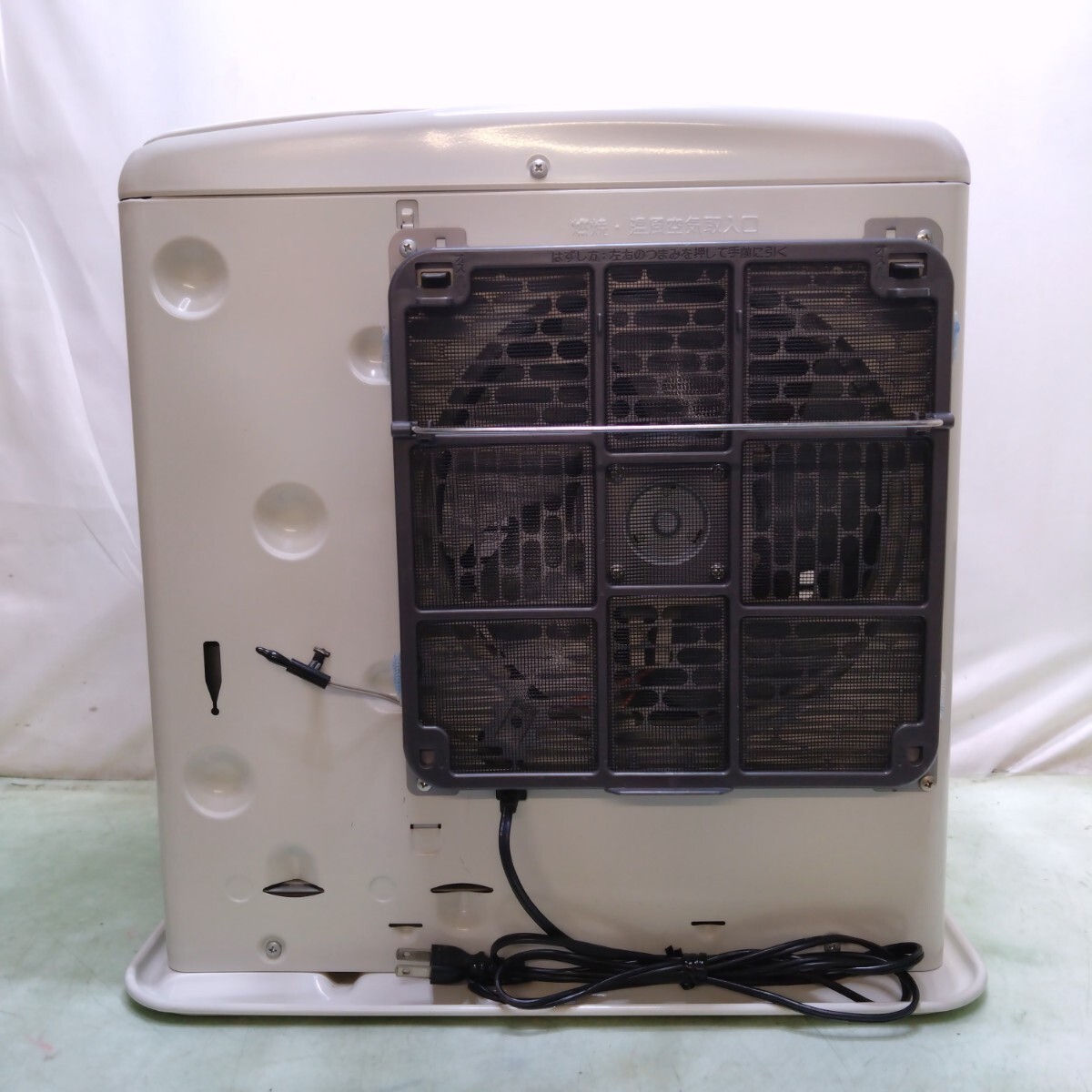 ☆分解清掃済み☆ DAINICHI/ダイニチ 石油ファンヒーター ブルーヒーター FW-438NE 12畳まで 5.0L 暖房器具_画像4