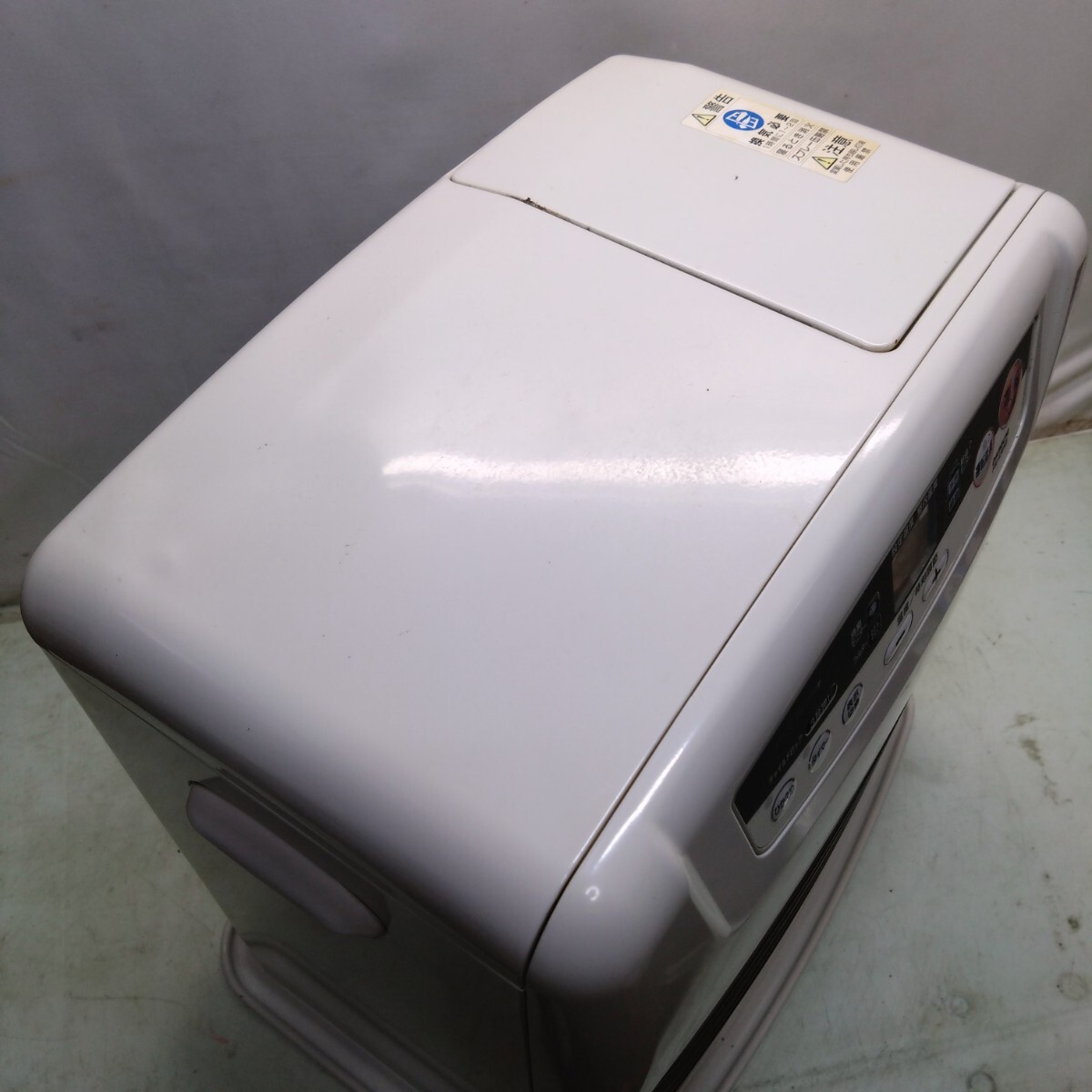 ☆分解清掃済み☆ DAINICHI/ダイニチ 石油ファンヒーター ブルーヒーター FW-438NE 12畳まで 5.0L 暖房器具_画像6