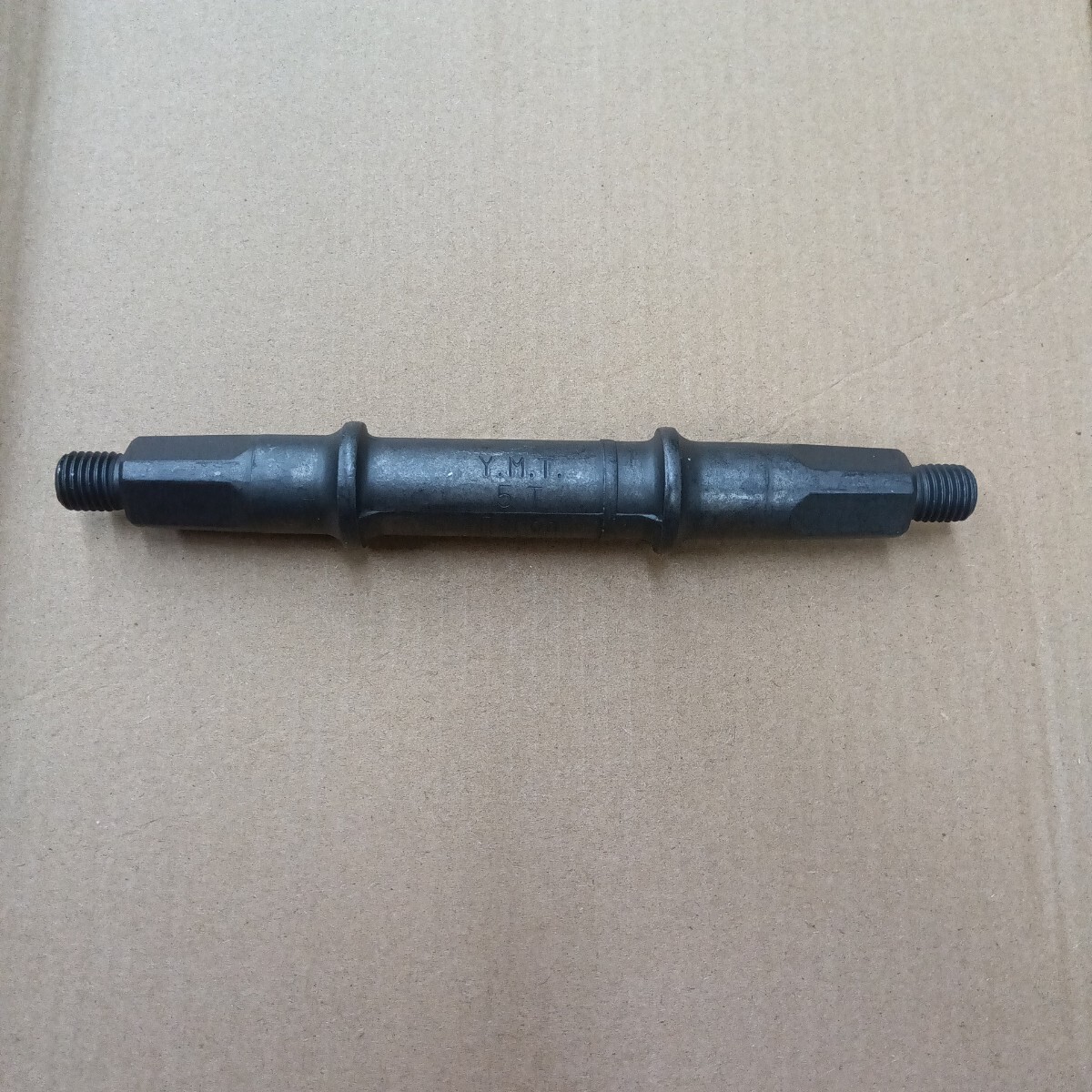 コッタレス シャフト 5T　ナット なし_画像1