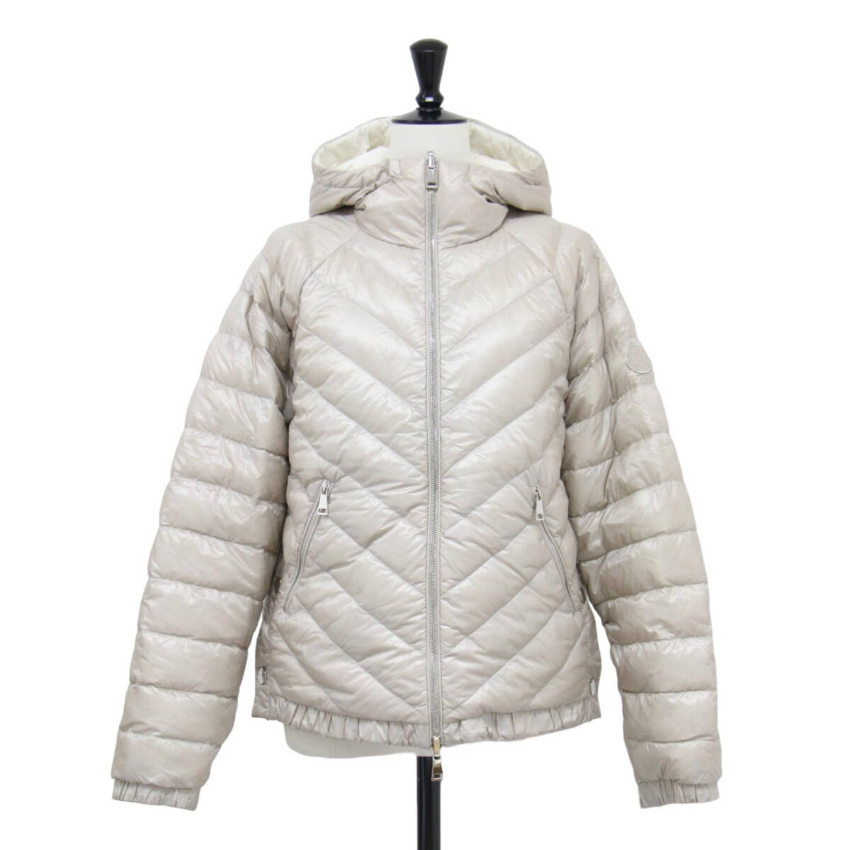 MONCLER モンクレール ジャケット ベージュ アイボリー サイズ:00(XS) | 22春夏 フード付き リバーシブル ダウンジャケット | ESQUIBIEN_画像1