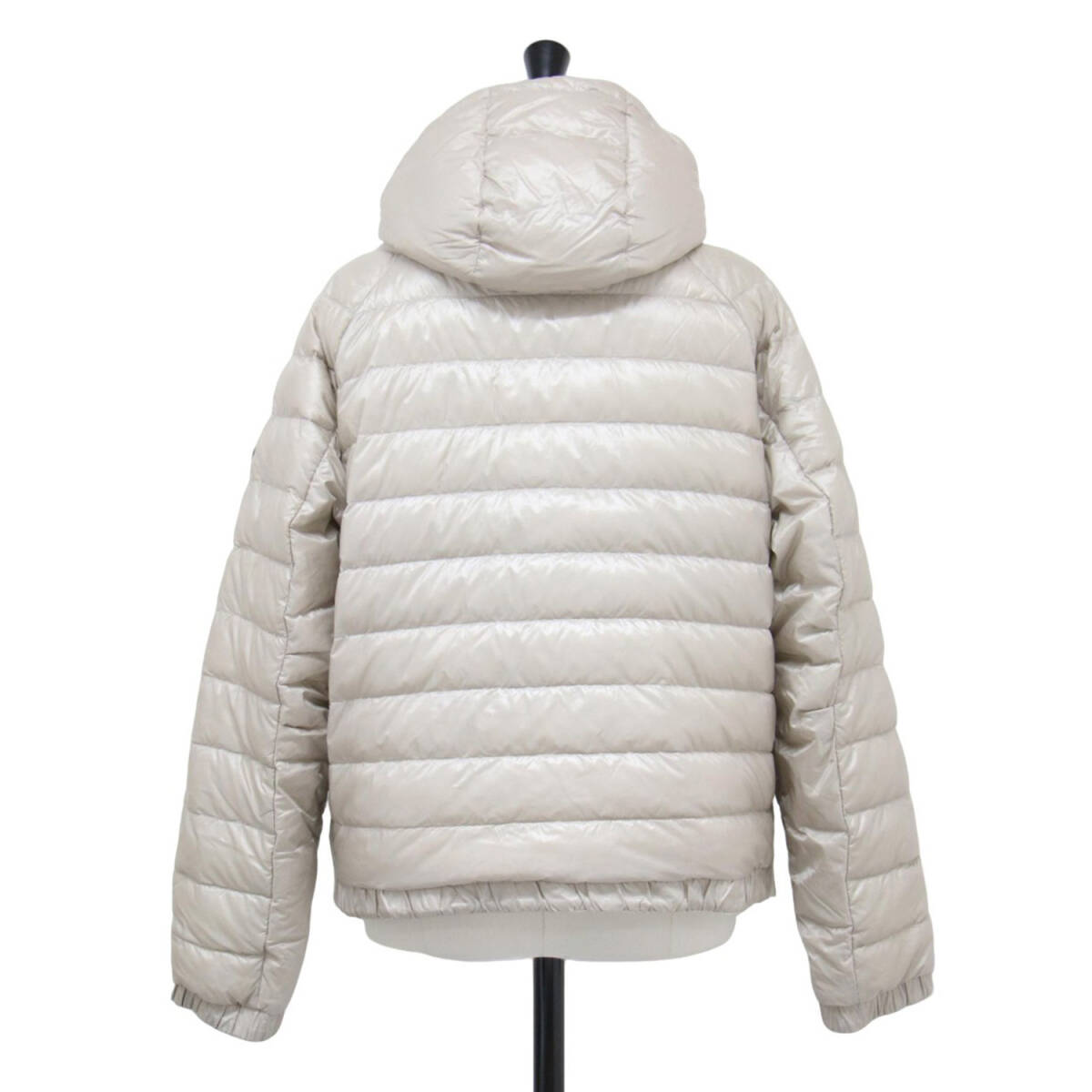 MONCLER モンクレール ジャケット ベージュ アイボリー サイズ:00(XS) | 22春夏 フード付き リバーシブル ダウンジャケット | ESQUIBIEN_画像2