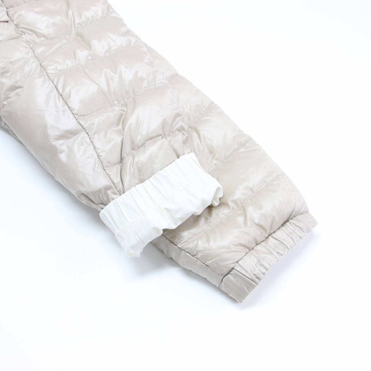 MONCLER モンクレール ジャケット ベージュ アイボリー サイズ:00(XS) | 22春夏 フード付き リバーシブル ダウンジャケット | ESQUIBIEN_画像7