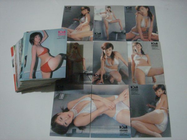 ほしのあき トレカ 2007 BOMB CARD HYPER (レギュラーカード86種 + SPカード43種) フルコンプに15枚足りません_画像1