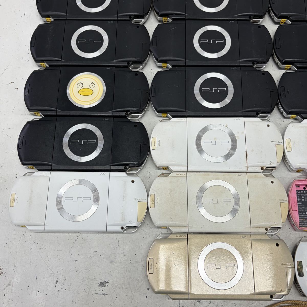 ☆大量・1円〜 SONY ソニー プレイステーションポータブル PSP-1000 本体 まとめて 30台 セット PlayStation Portable 動作未確認 ジャンク_画像7