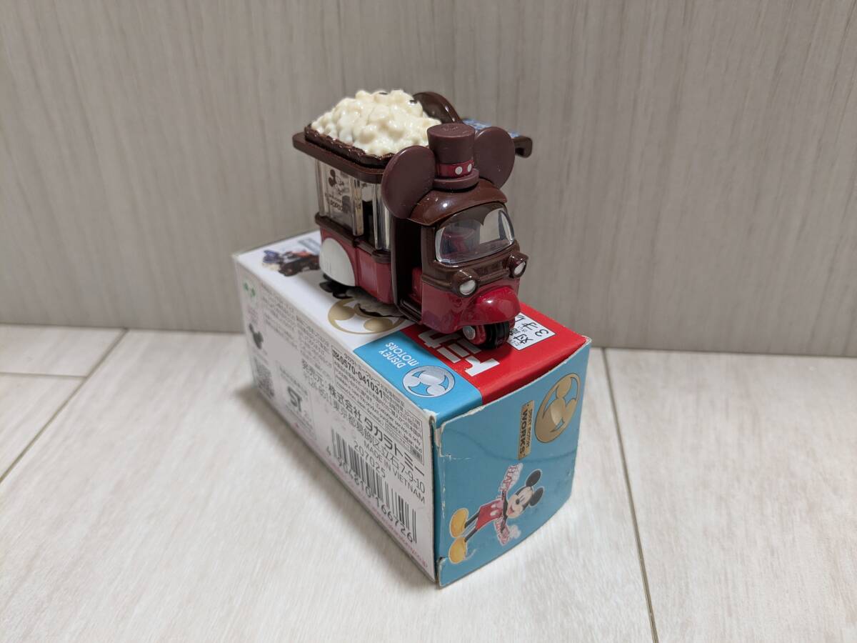 トミカ ディズニーモータース ドゥービー ミッキーマウス バレンタインエディジョン2021 特別仕様車_画像2