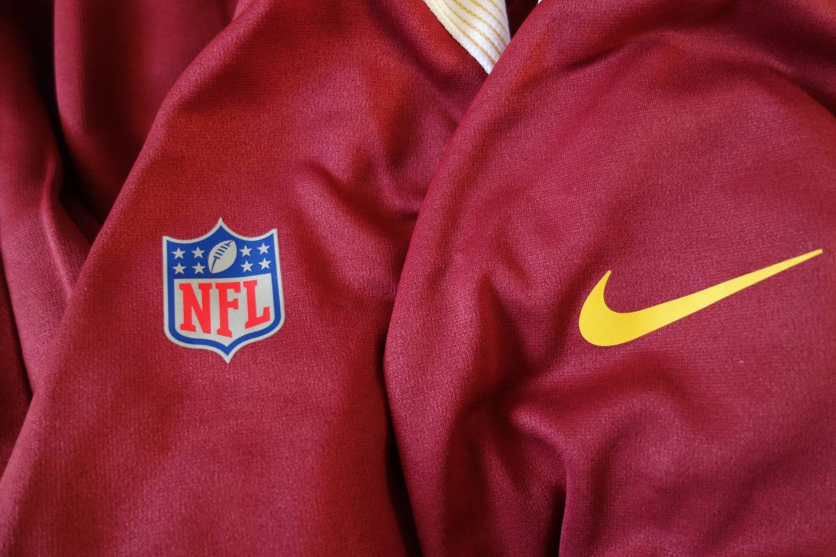 *即決*　NFL　ワシントン・コマンダース　ナイキ　オーセンティック パーカー　選手着用モデル オンフィールドアパレル 新品未使用タグ付き_画像4