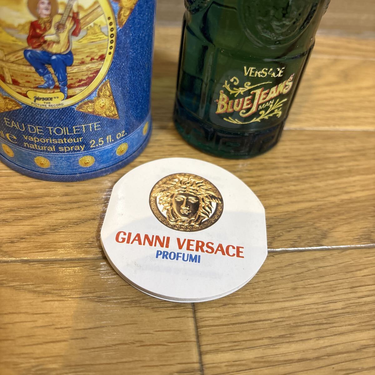 ♪♪⑪VERSACE ヴェルサーチ BLUE JEANS MAN オードトワレ _画像3