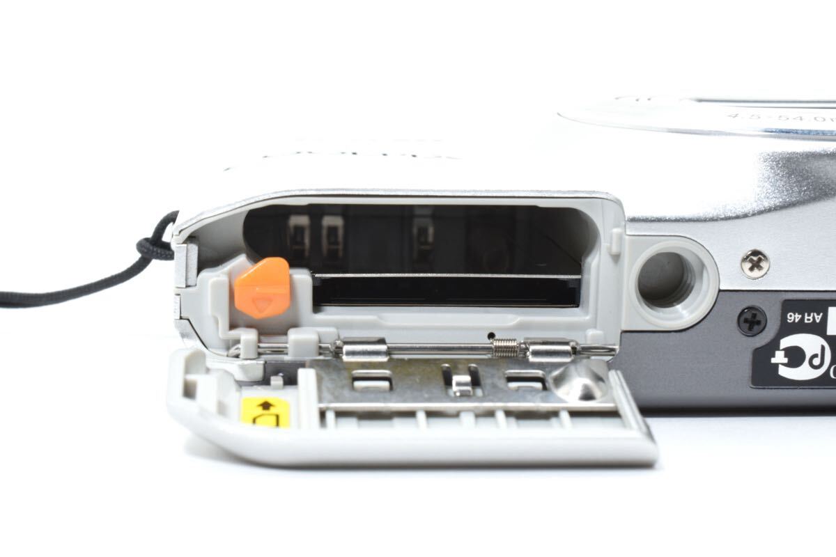  прекрасный товар Nikon COOLPIX S6400 серебряный Nikon Coolpix компактный цифровой фотоаппарат [ оригинальная коробка есть руководство пользователя .]#666