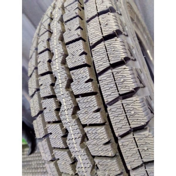 ☆::新品::☆DUNLOP/ダンロップ WINTER MAXX SV01 155/80R14 88/86N LT 日本製 1本のみ◇2018年製スタッドレスタイヤ◇愛知郡手渡し可_画像3