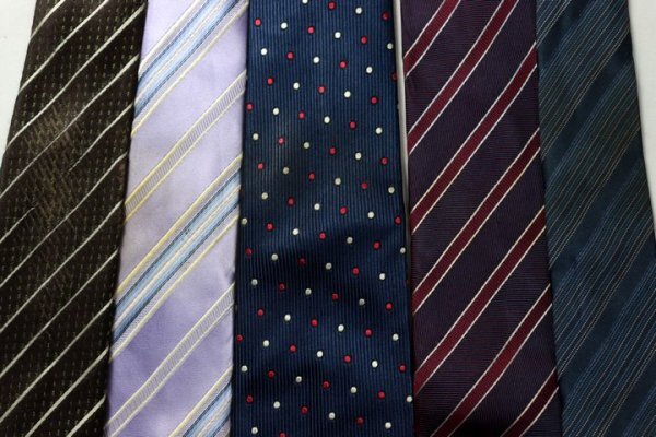 ポールスミス ストライプ柄 花柄 ドット柄 ボタニカル柄 総柄など メンズ ブランド ネクタイ 5点 セット まとめ売り 大量 卸 ts13117_画像4