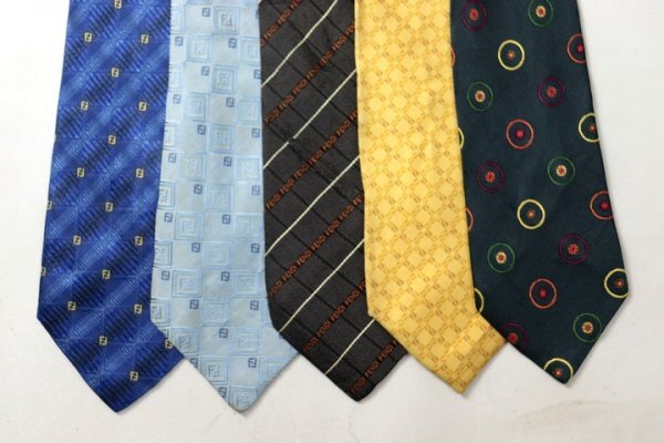  Fendi FENDI Zucca рисунок Logo полоса рисунок общий рисунок точка мелкий рисунок рисунок мужской бренд галстук 5 позиций комплект продажа комплектом много .ts13402