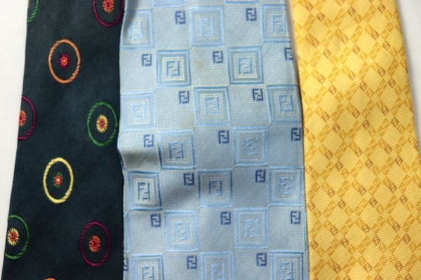  Fendi FENDI Zucca рисунок Logo полоса рисунок общий рисунок точка мелкий рисунок рисунок мужской бренд галстук 5 позиций комплект продажа комплектом много .ts13402