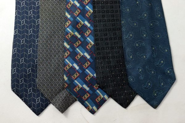  Fendi FENDI Zucca рисунок общий рисунок peiz Lead to.. рисунок мелкий рисунок рисунок мужской бренд галстук 5 позиций комплект продажа комплектом много .ts13401