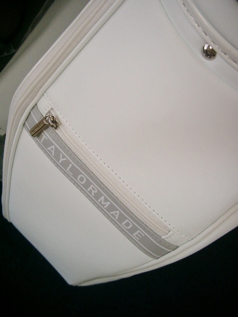 未使用　テーラーメイド　レディース　エレガンス・デザイン　タックリボン風　合皮レザー　オフ白グレー　ゴルフバッグ_画像6