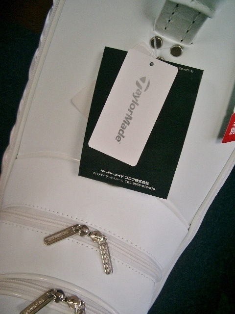 未使用　テーラーメイド　レディース　エレガンス・デザイン　タックリボン風　合皮レザー　オフ白グレー　ゴルフバッグ_画像9