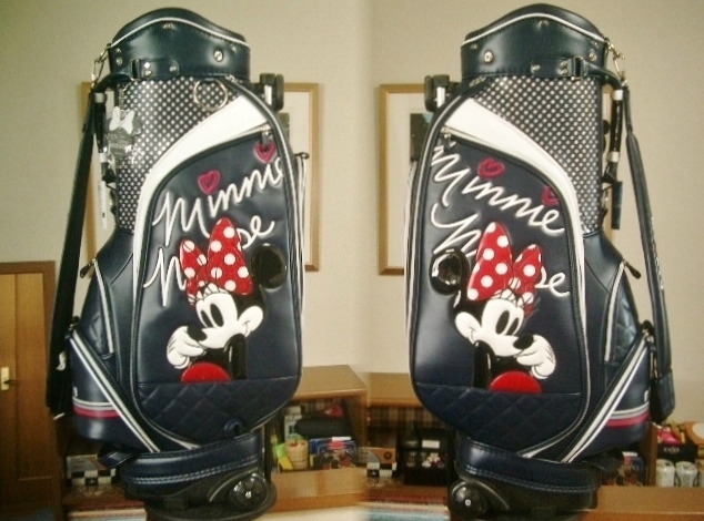 未使用　ディズニー　ミニーマウス　レディース　キャスター付き　合皮レザー　ネイビー紺白赤　ゴルフバッグ_画像1