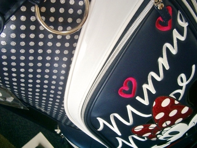 未使用　ディズニー　ミニーマウス　レディース　キャスター付き　合皮レザー　ネイビー紺白赤　ゴルフバッグ_画像5