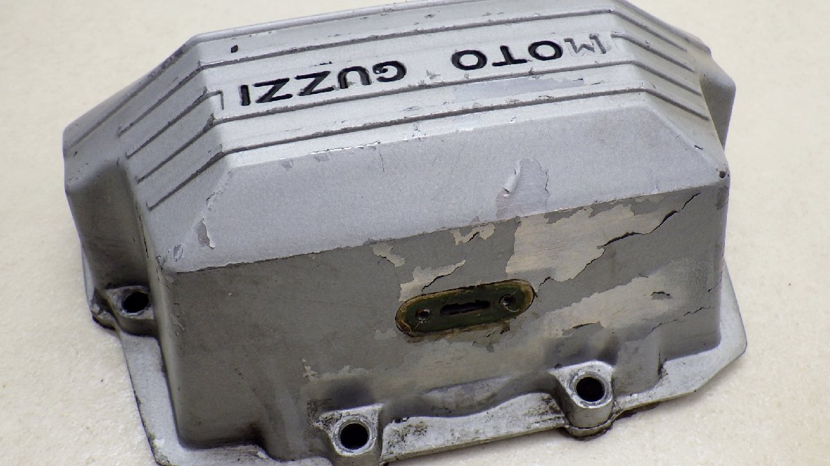 A079 モトグッチ1100Sport ヘッドカバー左右 MOTO GUZZI_画像8