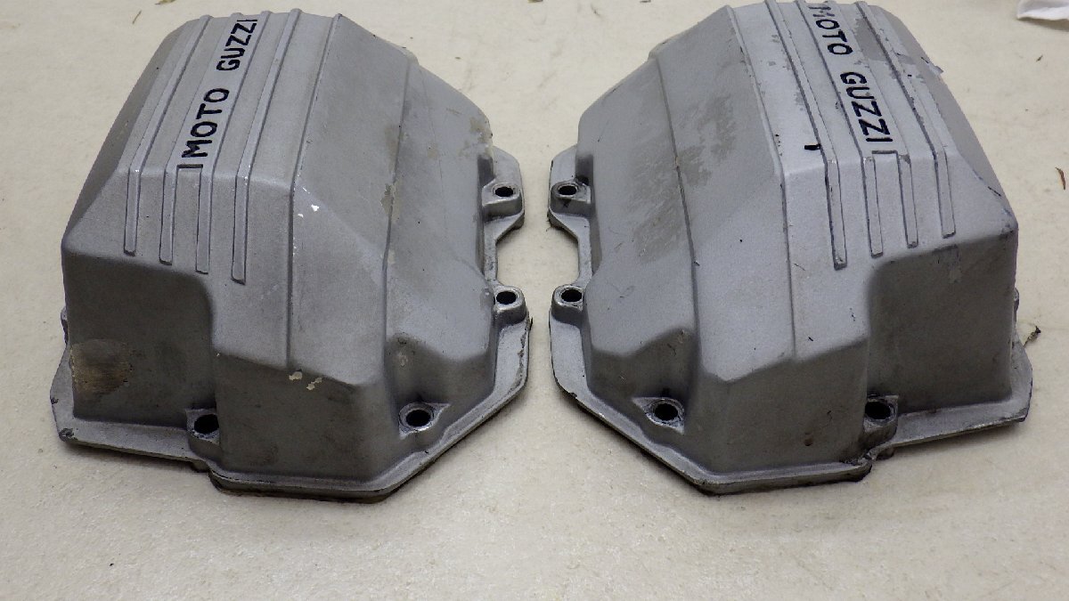 A079 モトグッチ1100Sport ヘッドカバー左右 MOTO GUZZI_画像5