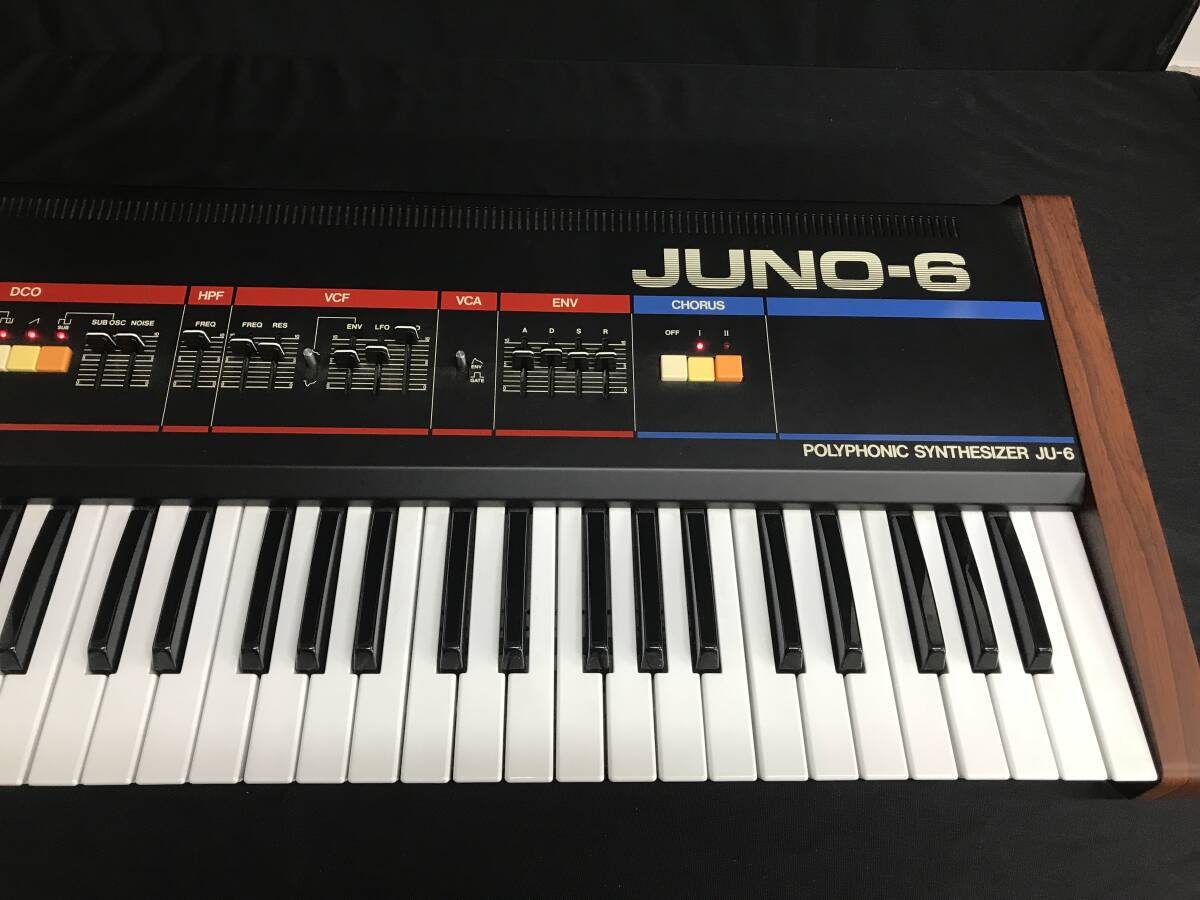 10* рабочий товар *Roland* Roland *JUNO-6*JU-6* синтезатор * жесткий чехол имеется 