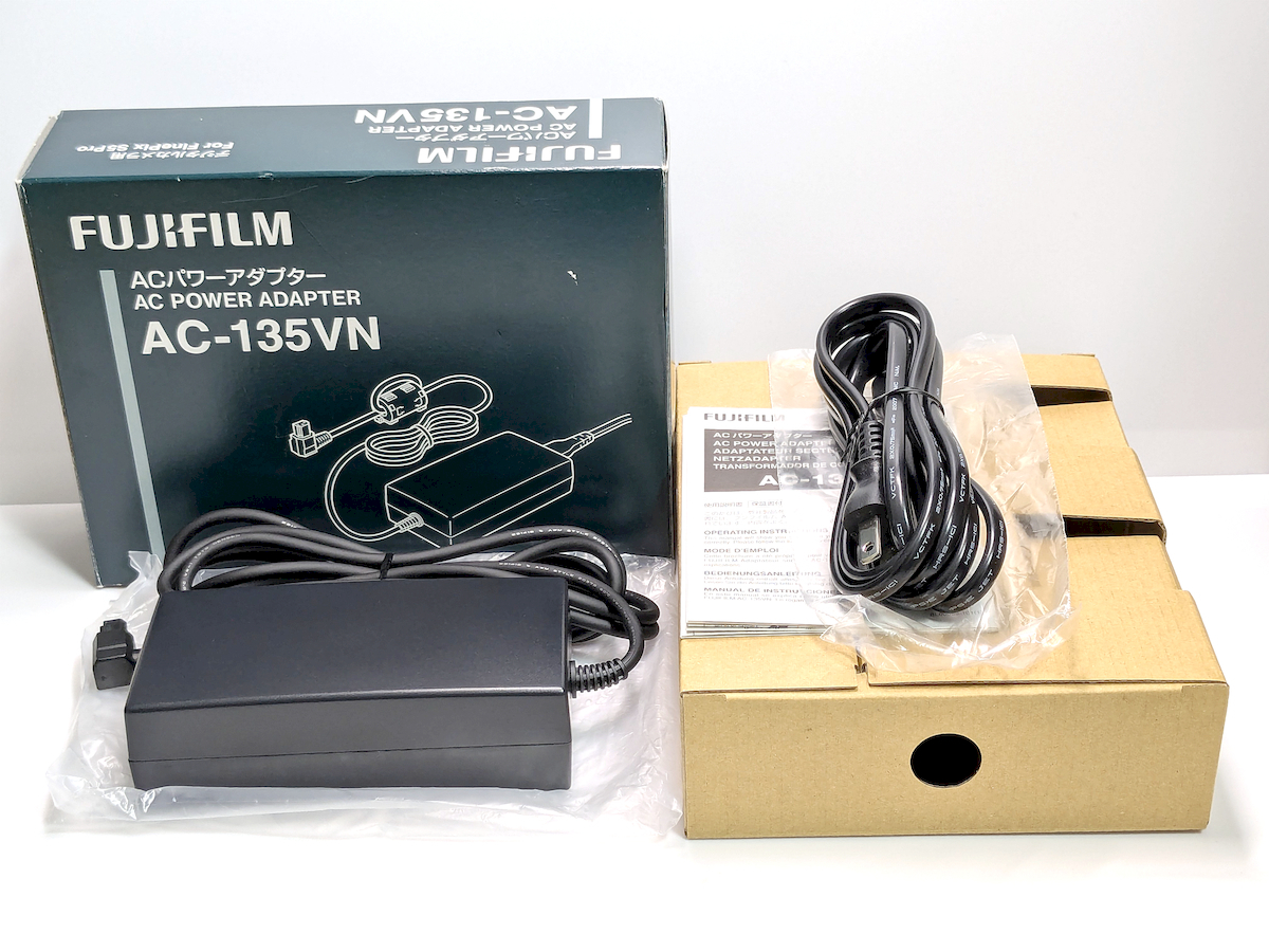 □ 富士フイルム 「 AC-135VN 」 FinePix S5Pro 用 ACアダプター ★ FUJIFILM 富士フィルム_画像1