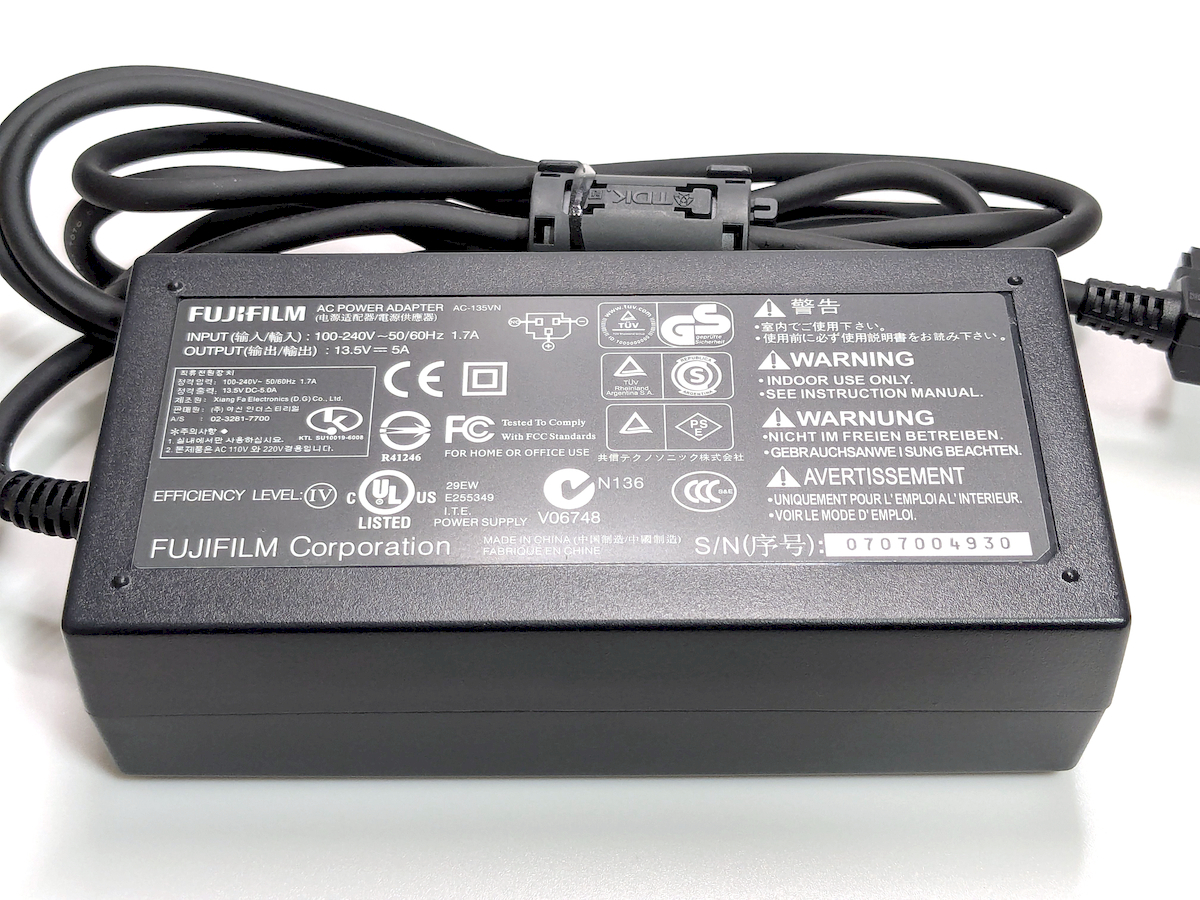 □ 富士フイルム 「 AC-135VN 」 FinePix S5Pro 用 ACアダプター ★ FUJIFILM 富士フィルム_画像3