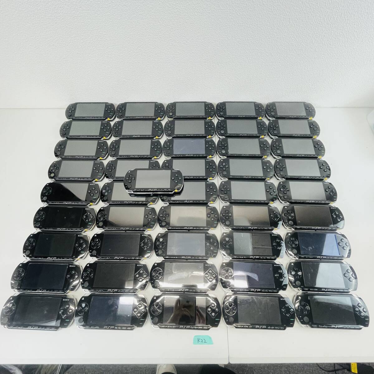 (ヤ)K22【動作OK 本体46台まとめ】SONY PSP 1000 ブラック 本体 まとめ PlayStation Portable プレイステーションポータブル 1000シリーズ_画像1