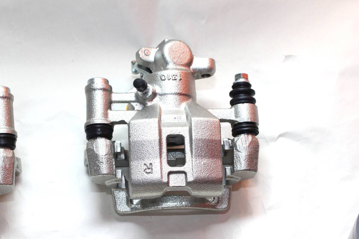 新品 AE86 リア ブレーキキャリパ 左右 トヨタ スプリンタートレノ カローラレビン キャリパー 左右セット リアキャリパー 前期 後期 復刻_画像3