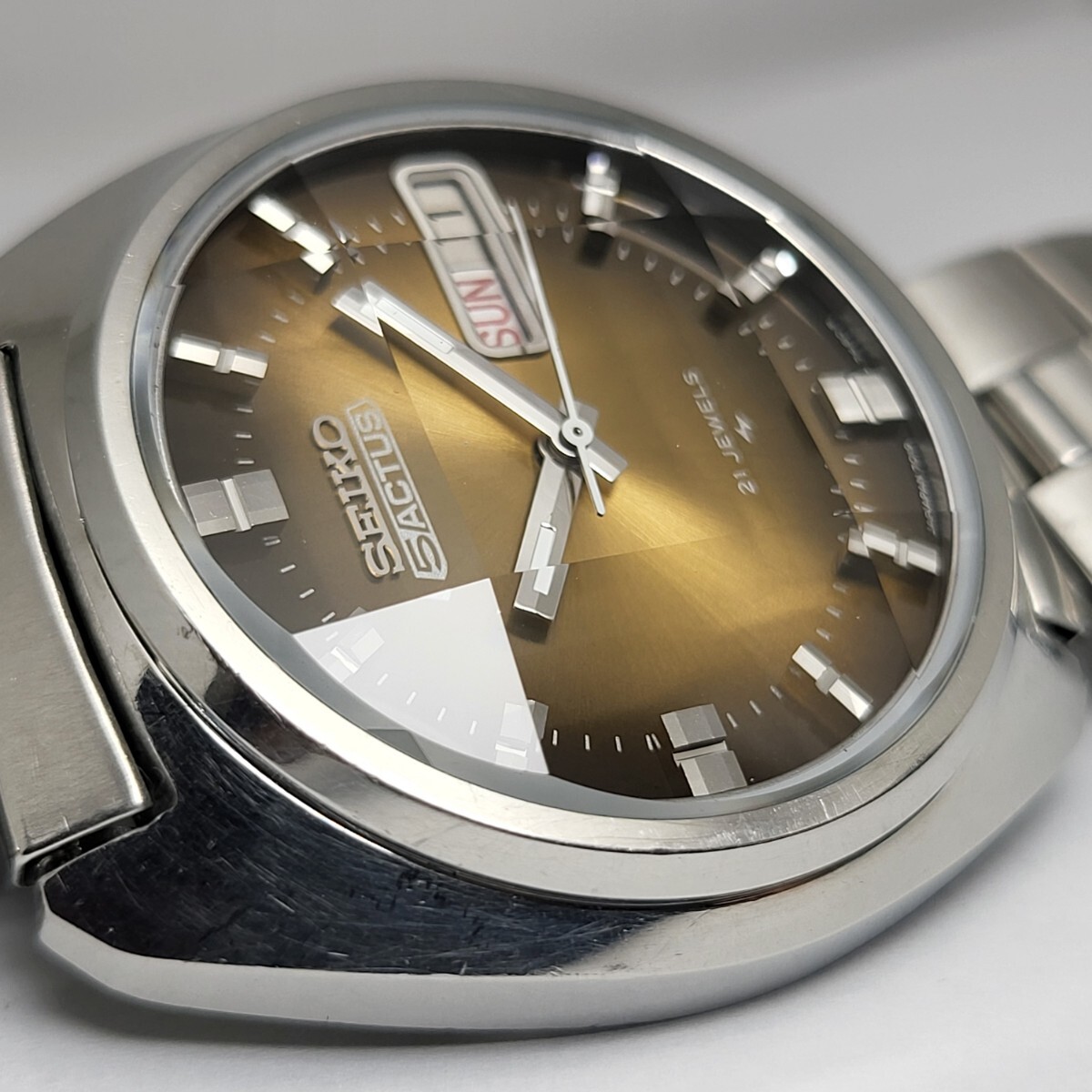 セイコー　ファイブアクタス　自動巻き腕時計　21石　1975年製　メンテナンス済　新品カットガラス交換済　純正ブレス_画像7