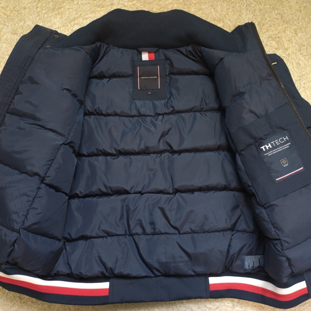 現行!希少XL!トミーヒルフィガー【極暖の極み】TOMMY HILFIGER ダウンジャケット ネイビー 肩ロゴ 大きいサイズ 中綿 ダウン フェザー LL_画像7