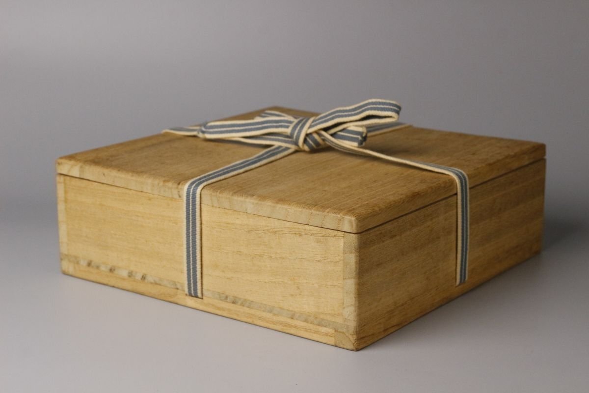 [LIG] Edo период первый период Imari белый фарфор с синим рисунком ландшафт документ тарелка 19.5. с ящиком антиквариат товар старый художественное изделие Imari collector . магазин товар [.RR]25.8