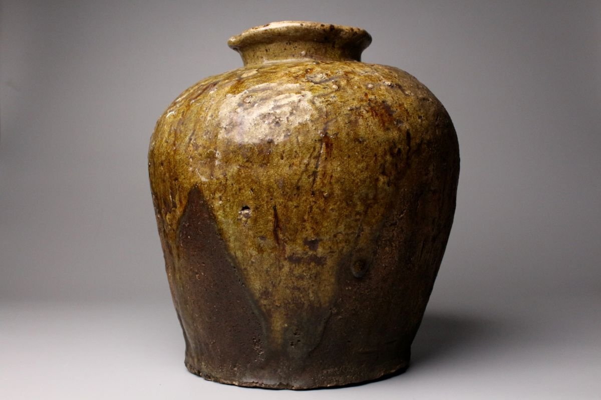 【LIG】古信楽 自然釉 蹲壷 25.5㎝ 日本古陶 古美術品 箱付 数奇者垂涎の的の逸品[.E]25.11_画像2