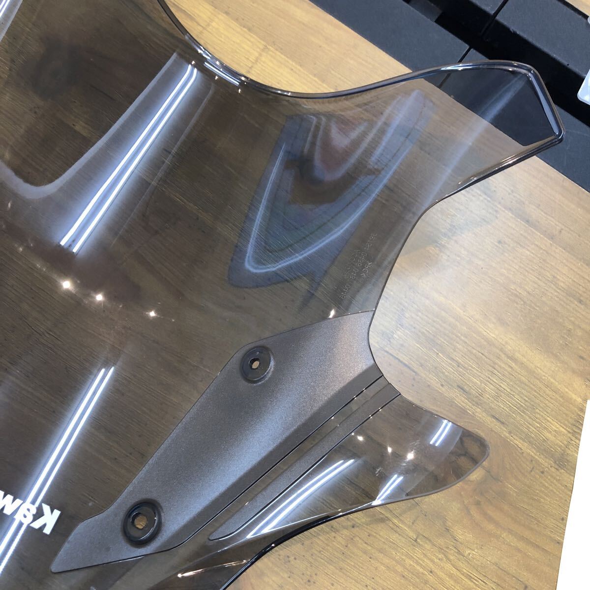 ＊Ninja1100SX ZXT10H-005〜外し 純正スクリーン_画像6