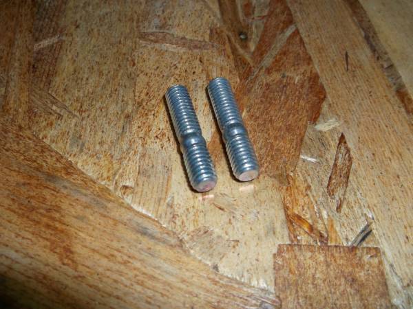 AF35 純正 スタッドボルト 6x19 . 2本 ライブ ディオ AF34 Dio ZX SR ディオチェスタ シリンダー AF48 リード50 / gbl x2_画像1