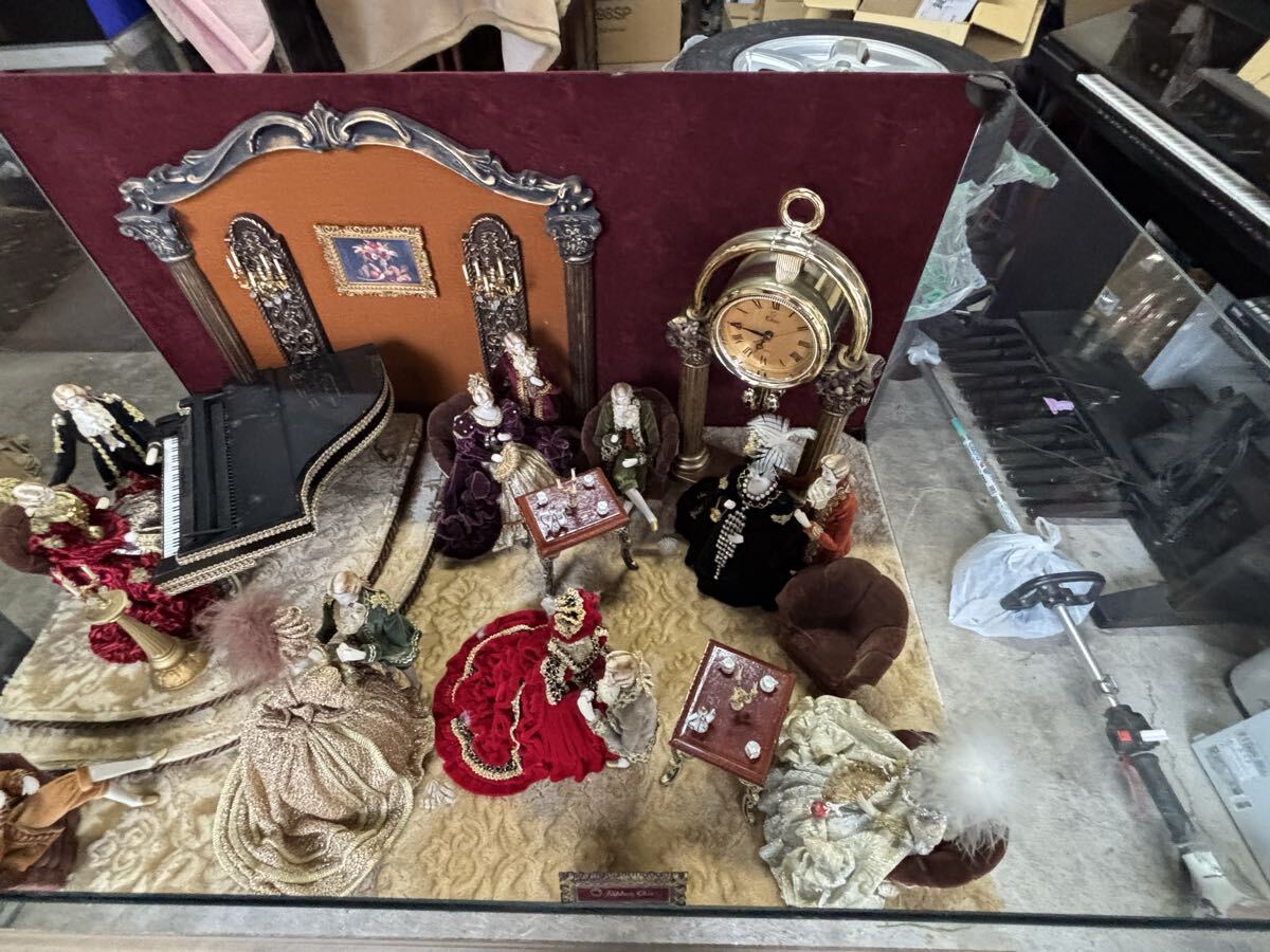 スキヨドール　舞踏会　 ガラスケース アンティーク インテリア 置物 ジオラマ　引き取り限定　京都市山科区発〜_画像7