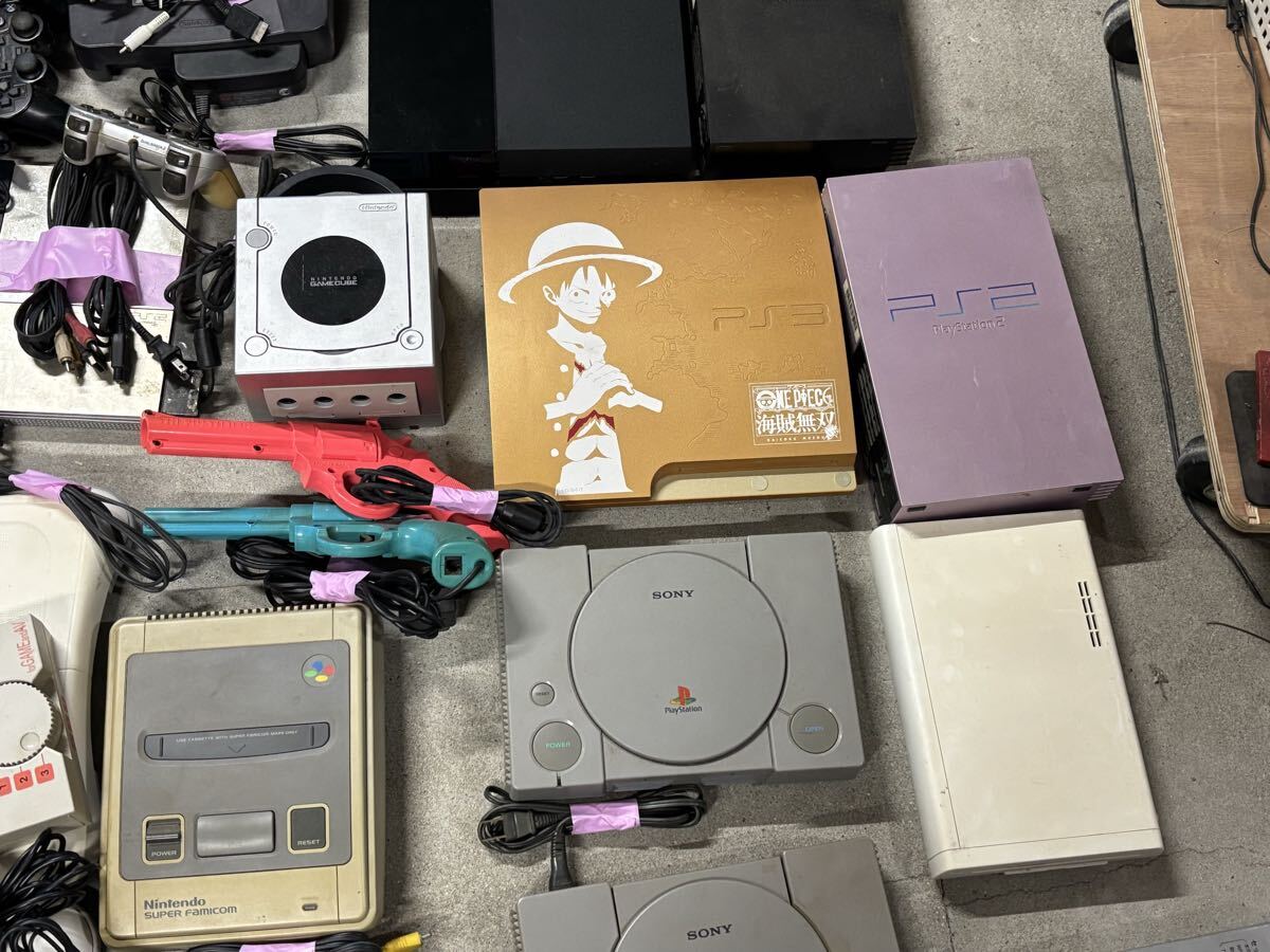 ゲーム機　PS4 PS3 PS2 PS SFC FC 64 Wii ゲームキューブ　など　大量　まとめて_画像3