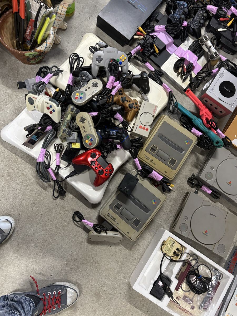 ゲーム機　PS4 PS3 PS2 PS SFC FC 64 Wii ゲームキューブ　など　大量　まとめて_画像5