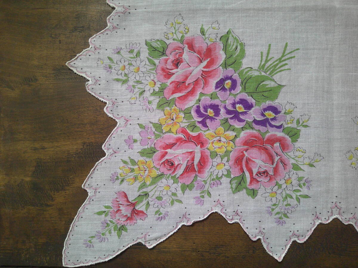 ビンテージ　デザインハンカチ　フラワー柄　ブーケ_画像3