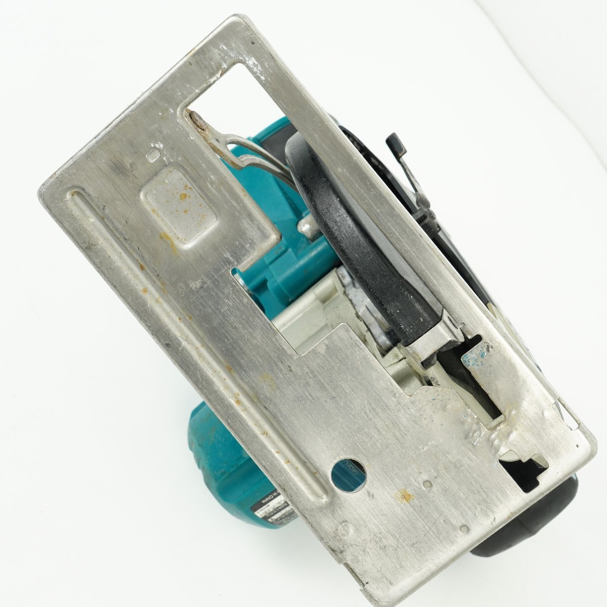 訳あり品 makita マキタ 150mm 充電式チップソーカッタ CS551D 18V◆本体にひび割れあり [R16394]_画像3