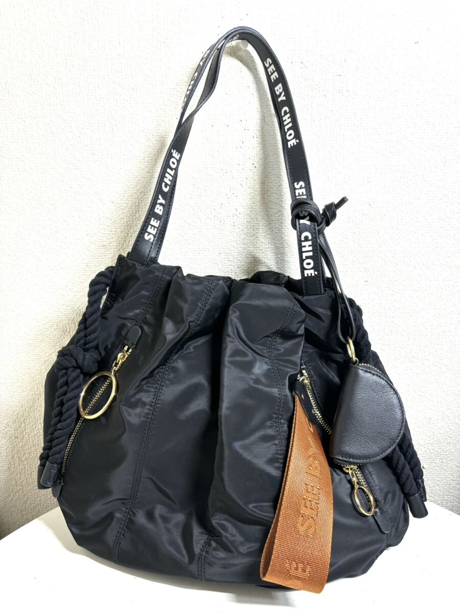 【中古美品】 SEE BY CHLOE シーバイクロエ バック ナイロン/レザー ブラック ゴールド金具 コインケース付き _画像2