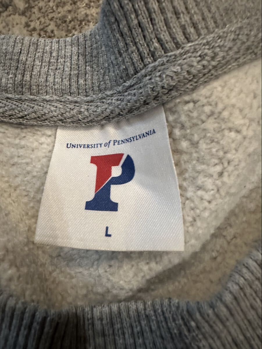 GU ベトナム製 L スウェット トレーナー トップス カレッジロゴ 裏起毛 グレー 灰色 ジーユー 長袖 ペンシルベニア大学 古着 USED ユーズド_画像3